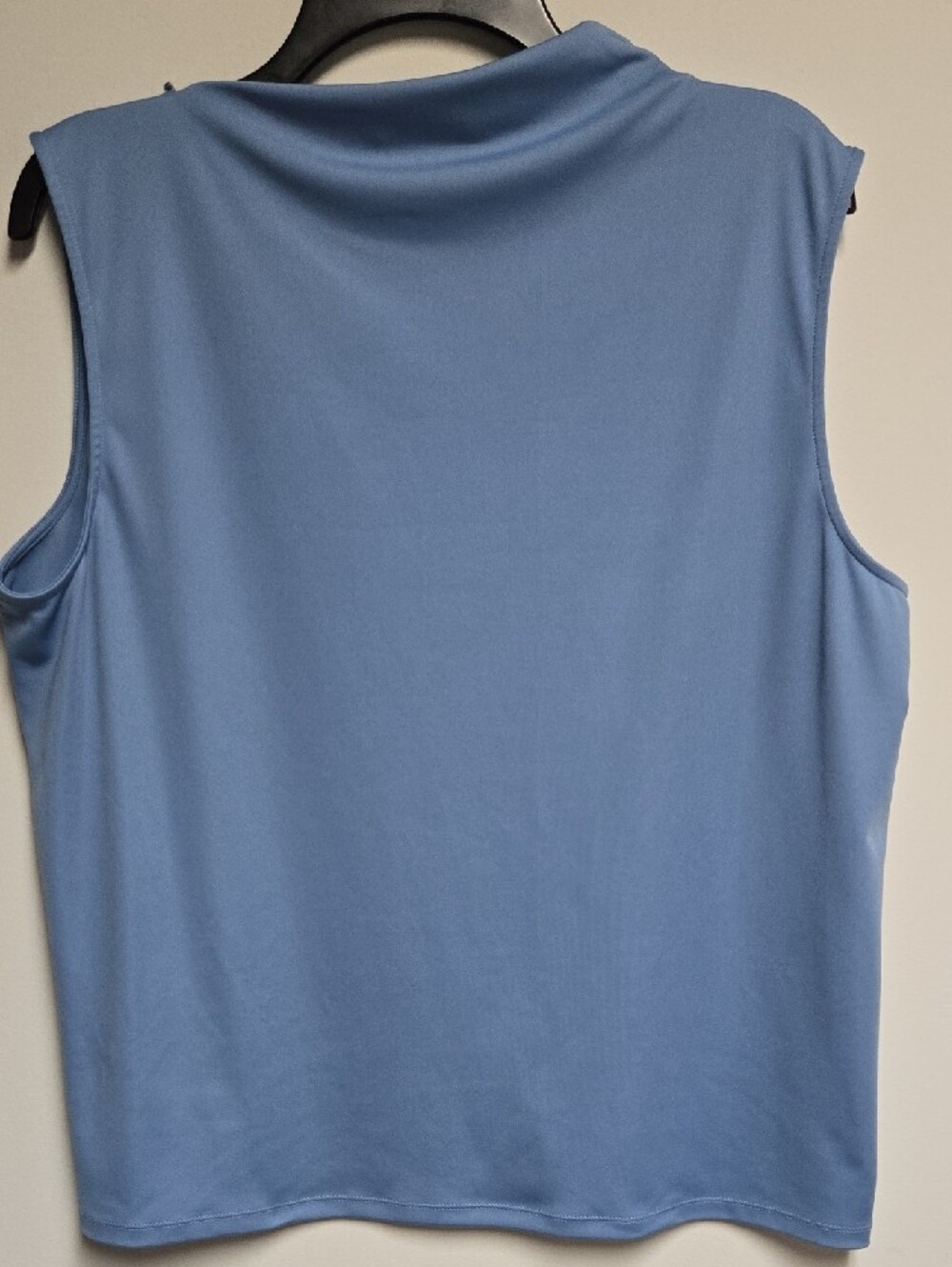 Calvin Klein Light Blue Sleeveless Tank Top With Silver Accent Pieces XL - Picture 5 of 7
